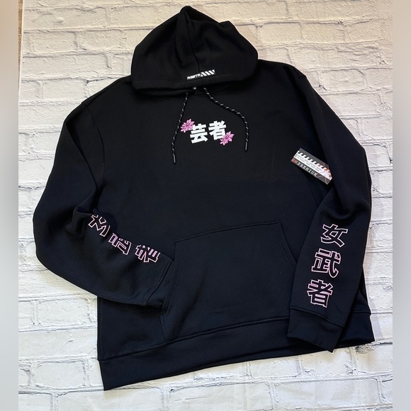 NWT RGSTR Female Warrior Hoodie in Black - Picture 1 of 9
